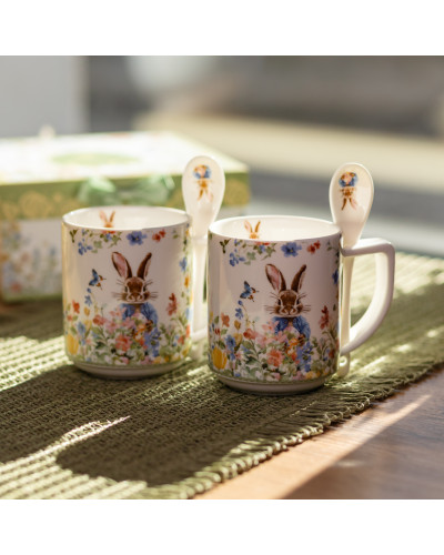 Набір подарункових чашок порцелянових Garden Rabbits 2 штуки по 300 мл із ложками HP-7323-3