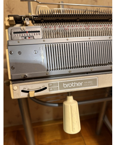 Вязальна машинка Brother KH-860